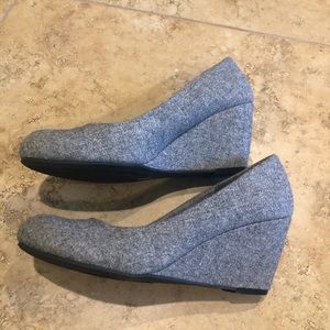 Chinese Laundry Gray Wedge Pumps